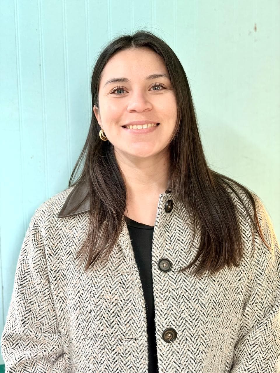 Retrato institucional de Daniela Jara, coordinadora del Programa de Integración Escolar